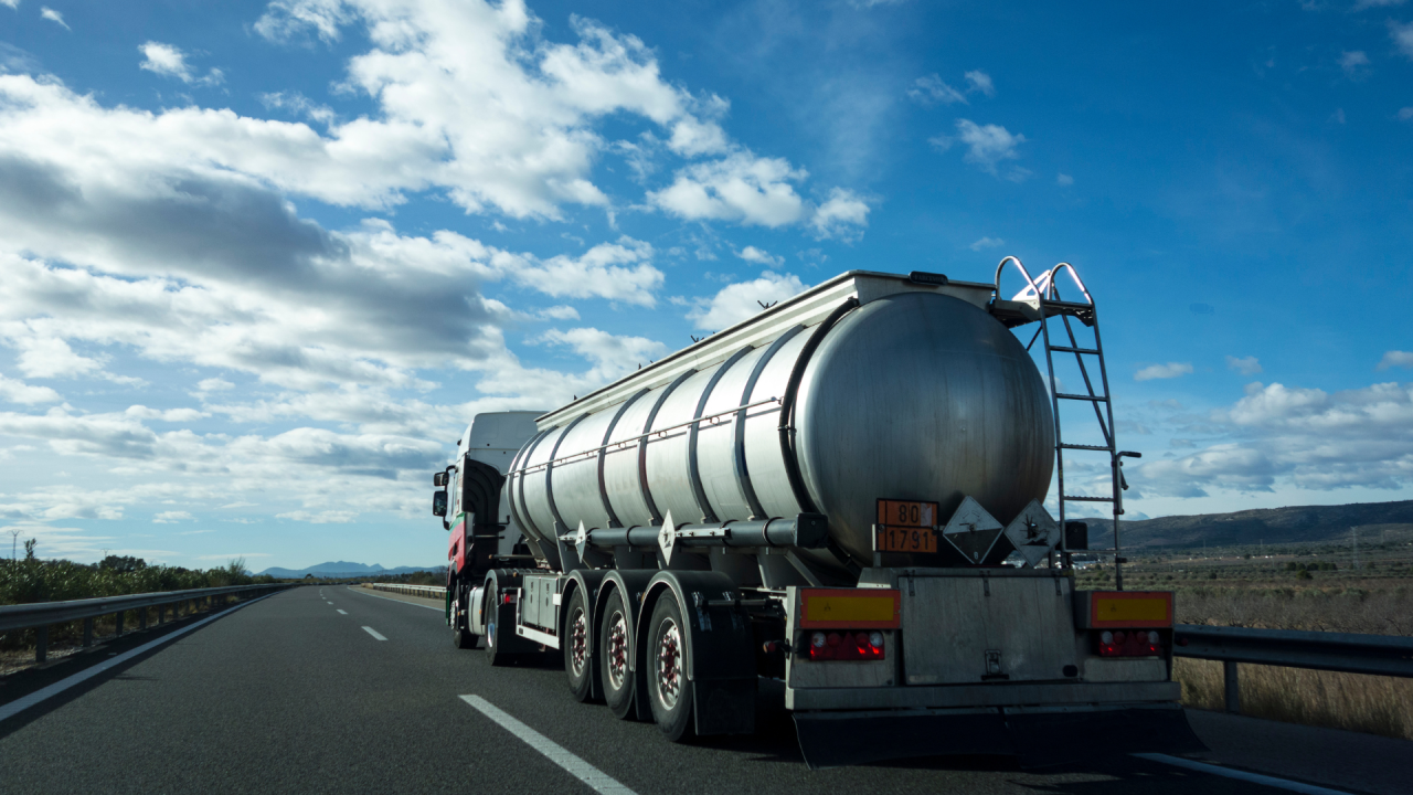 Tankered water truck