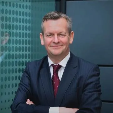 COO Douglas McLaren